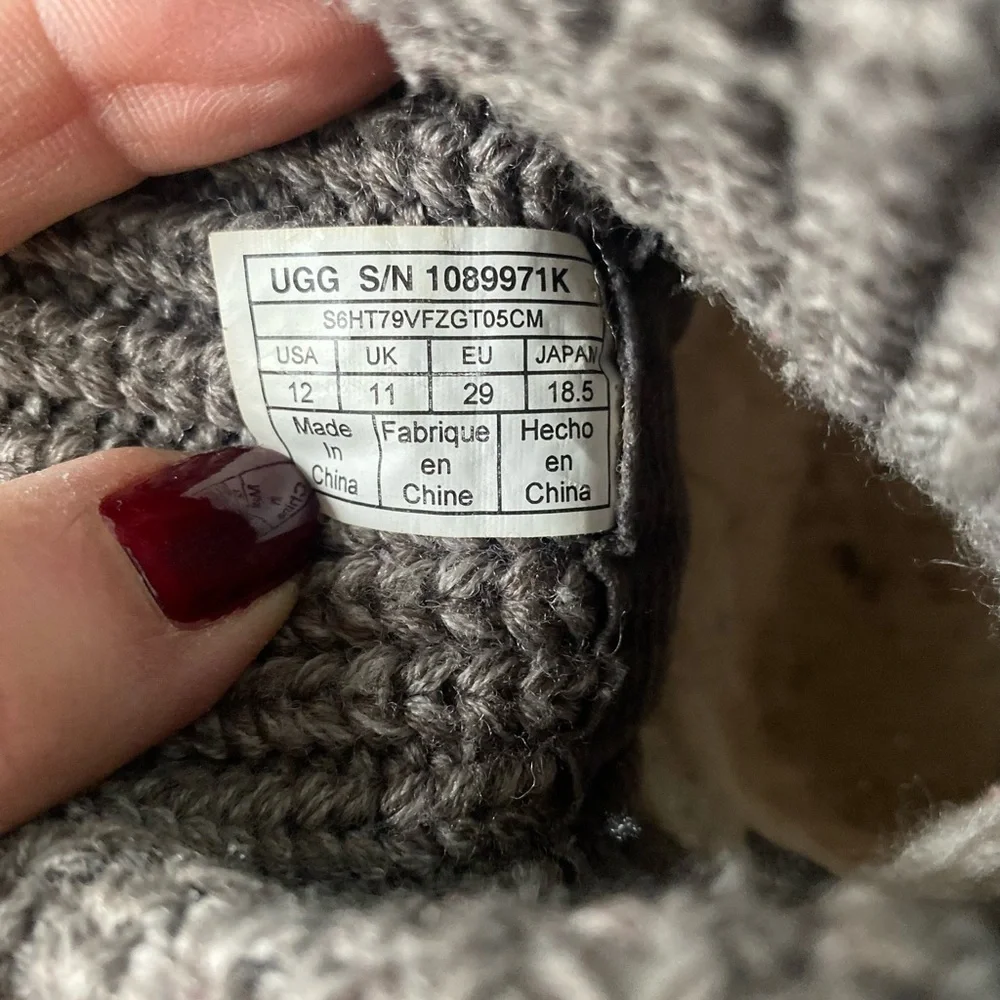 UGG Classic Gray Knit Toddler/Kids Winter Boots Size 12